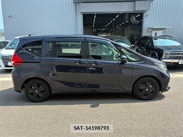 Honda FREED HYBRID 2022-11 8871064-9