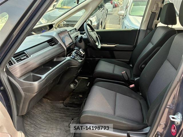 Honda FREED HYBRID 2022-11 8871064-11