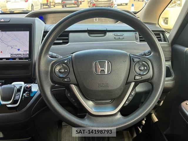 Honda FREED HYBRID 2022-11 8871064-18