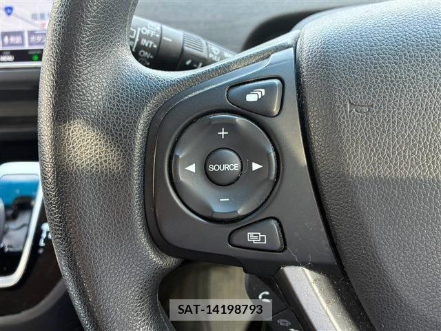 Honda FREED HYBRID 2022-11 8871064-19