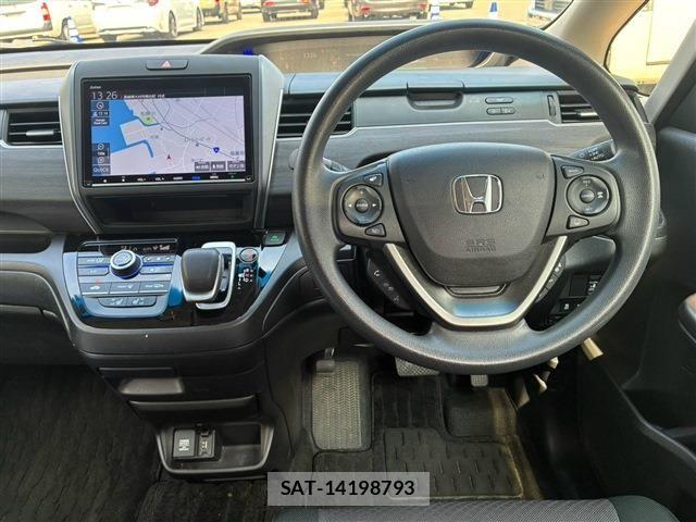 Honda FREED HYBRID 2022-11 8871064-23