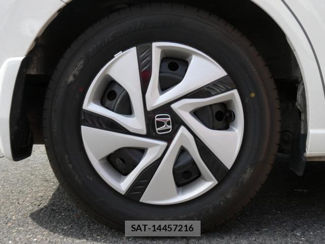 Honda FREED HYBRID 2017-02 8879885-16