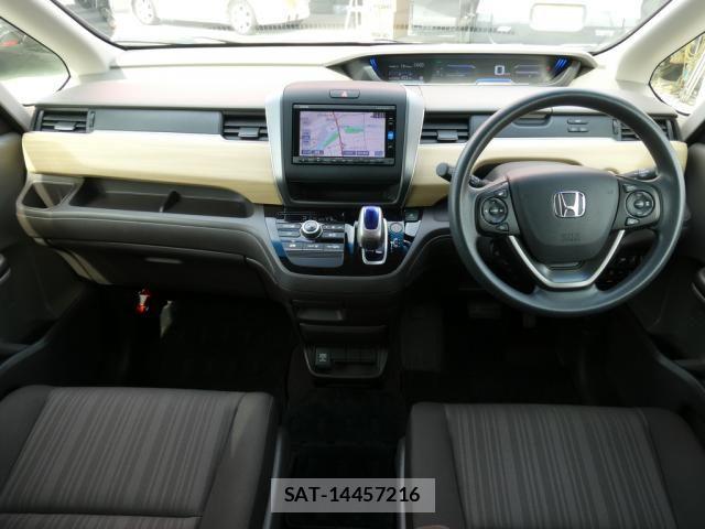 Honda FREED HYBRID 2017-02 8879885-21