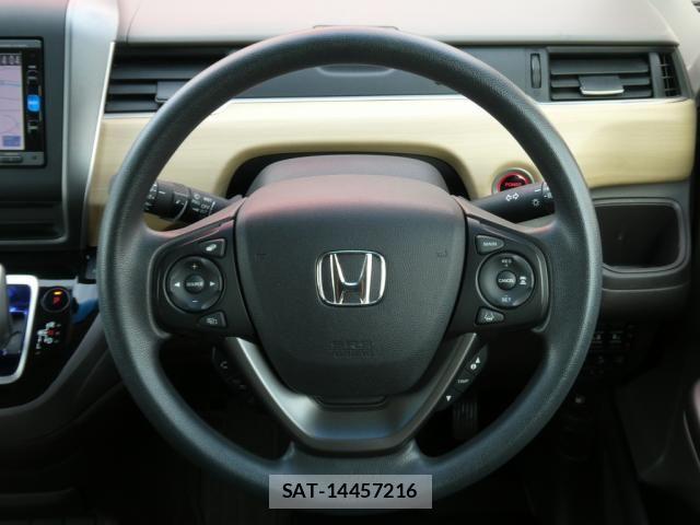 Honda FREED HYBRID 2017-02 8879885-23