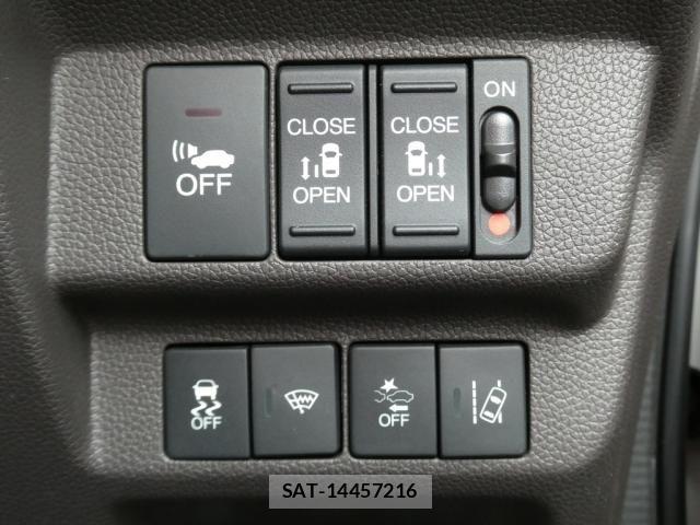 Honda FREED HYBRID 2017-02 8879885-25