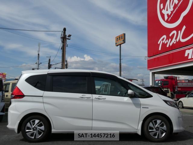 Honda FREED HYBRID 2017-02 8879885-5
