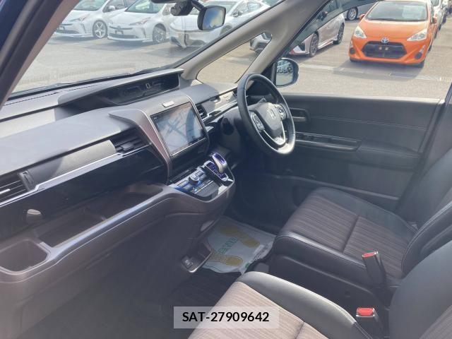 Honda FREED HYBRID 2019-04 8879881-24