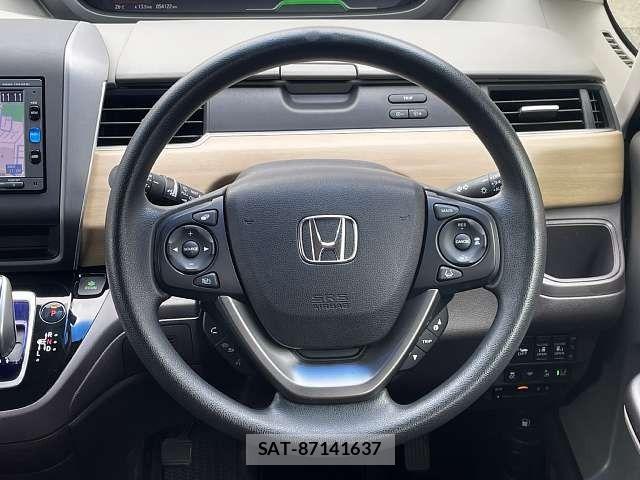 Honda FREED HYBRID 2016-12 8879883-4
