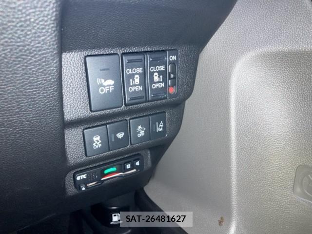 Honda FREED HYBRID 2017-08 8879880-18
