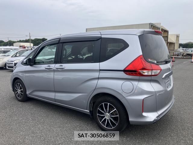 Honda FREED HYBRID 2019-10 8879888-3