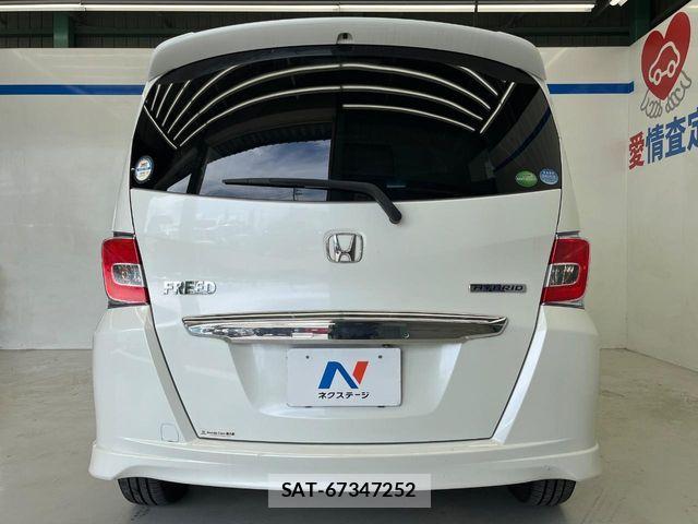 Honda FREED HYBRID 2016-05 8879886-14