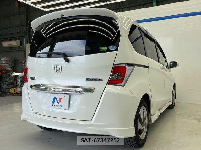 Honda FREED HYBRID 2016-05 8879886-16