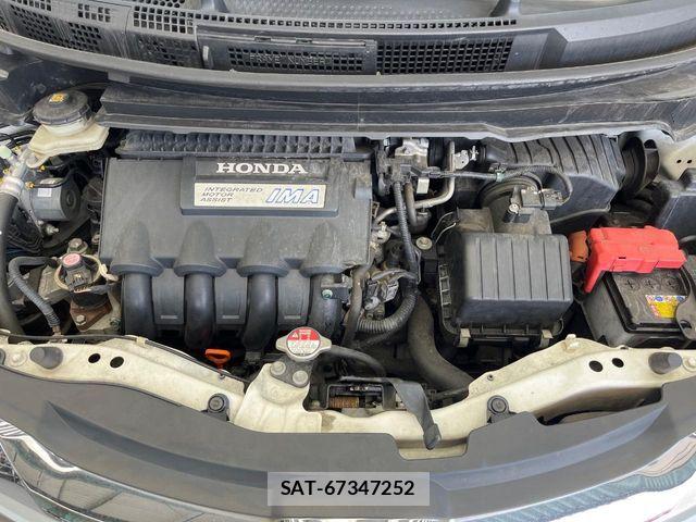 Honda FREED HYBRID 2016-05 8879886-17