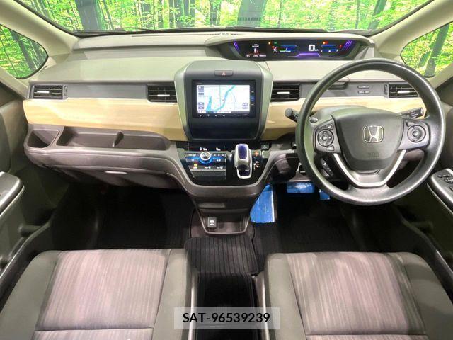 Honda FREED HYBRID 2018-03 8879884-1