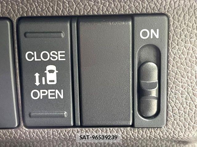 Honda FREED HYBRID 2018-03 8879884-4