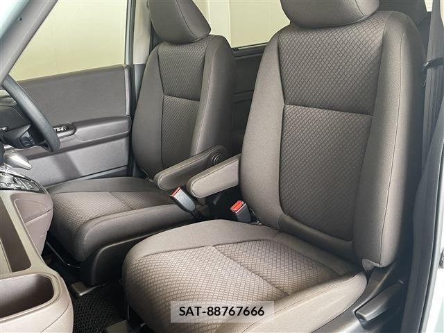 Honda FREED HYBRID 2023-07 8883645-23