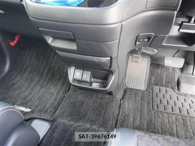 Honda FREED HYBRID 2019-11 8883644-12