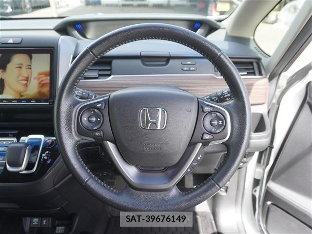 Honda FREED HYBRID 2019-11 8883644-6