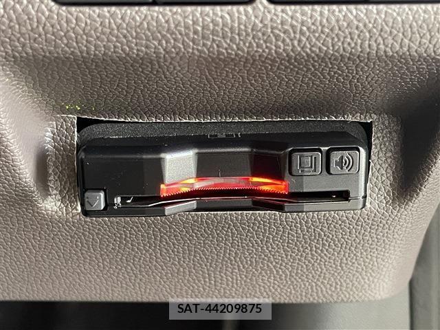 Honda FREED HYBRID 2023-07 8883646-17
