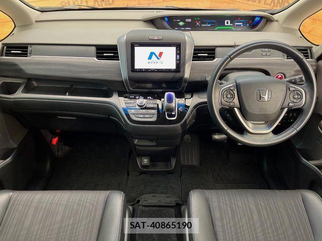 Honda FREED HYBRID 2017-01 7250909-1