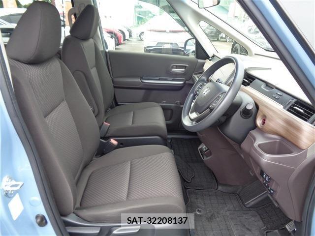 Honda FREED HYBRID 2020-06 7616746-10