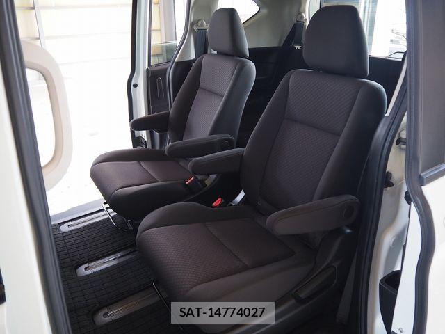 Honda FREED HYBRID 2022-03 7785185-9