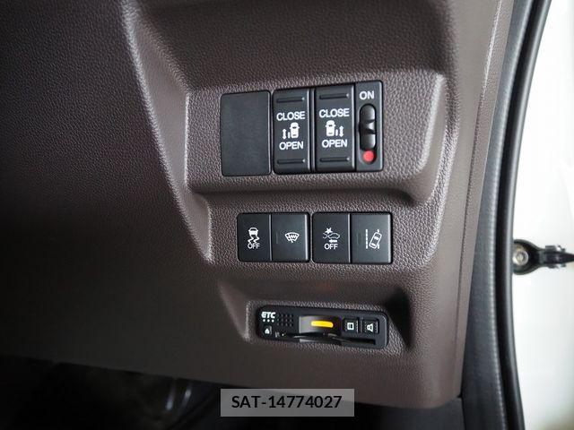 Honda FREED HYBRID 2022-03 7785185-16