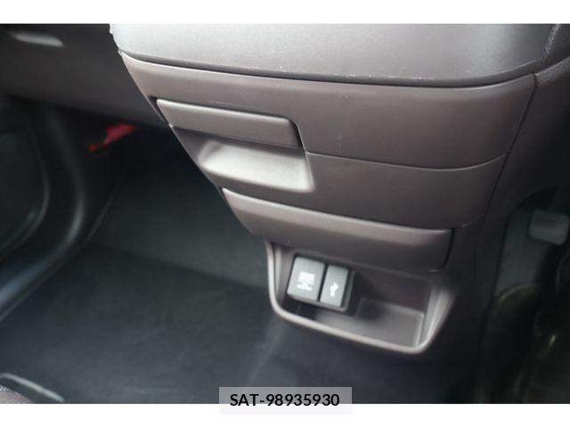 Honda FREED HYBRID 2023-06 8161215-21
