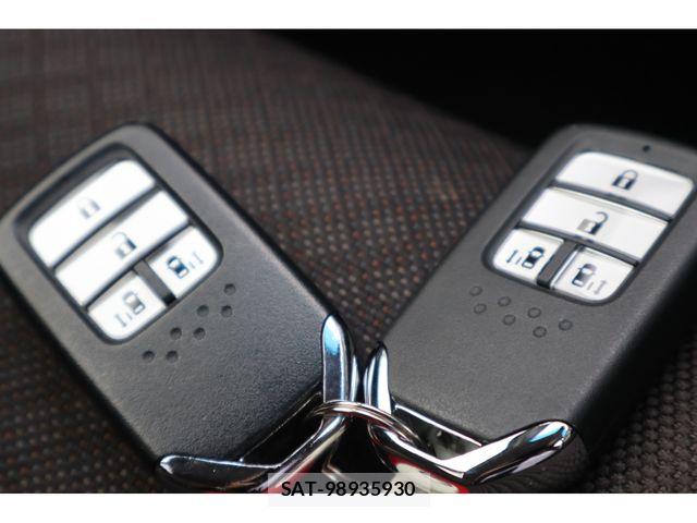 Honda FREED HYBRID 2023-06 8161215-24