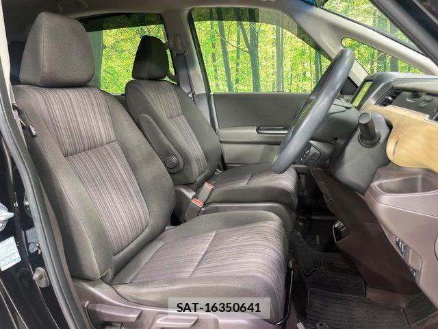Honda FREED HYBRID 2017-03 8207642-7