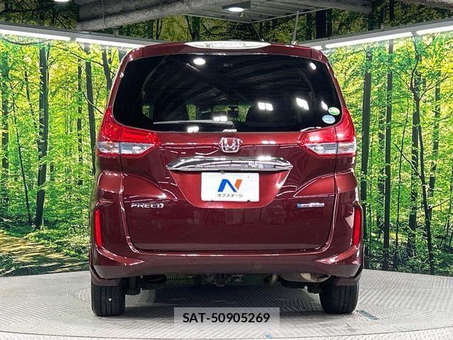 Honda FREED HYBRID 2017-08 8207643-16