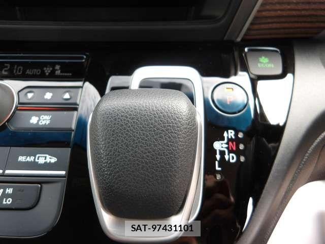 Honda FREED HYBRID 2023-04 8366056-15