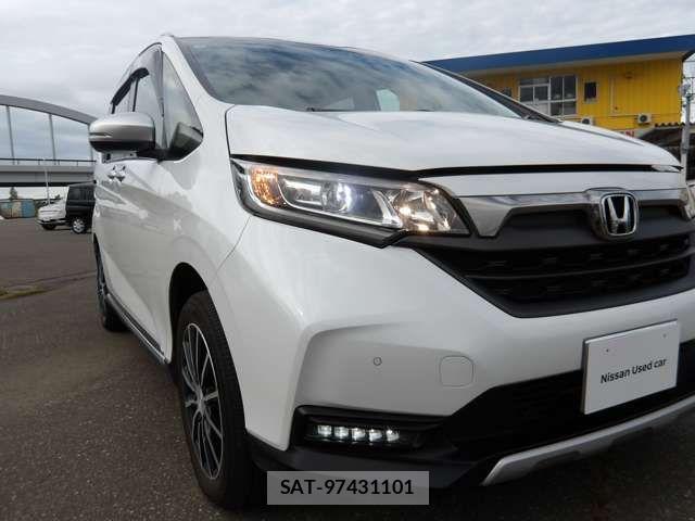 Honda FREED HYBRID 2023-04 8366056-2