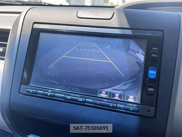 Honda FREED HYBRID 2017-07 8457556-5