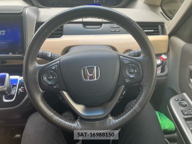 Honda FREED HYBRID 2018-06 8659234-12