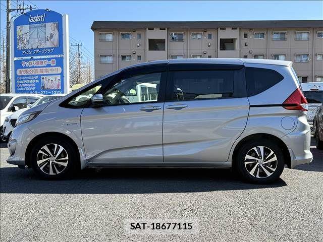 Honda FREED 2017-06 2829027-5