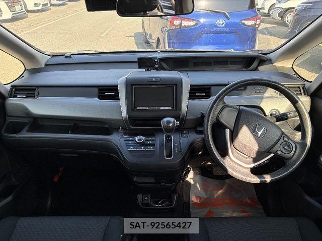 Honda FREED 2016-12 3832729-3