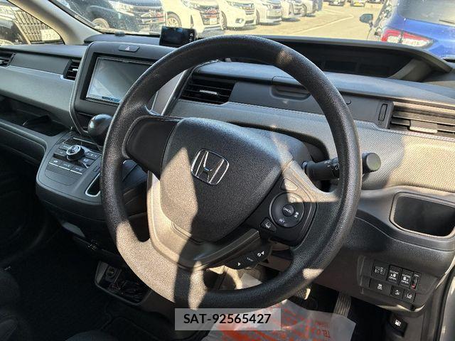Honda FREED 2016-12 3832729-8