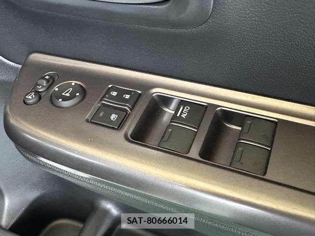 Honda FREED 2024-03 6716197-11