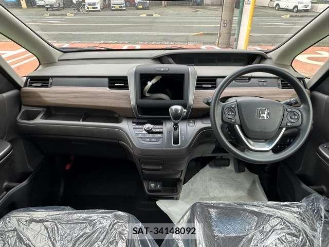 Honda FREED 2024-03 7058672-7