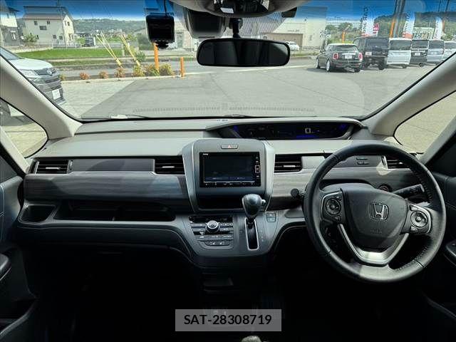 Honda FREED 2022-12 8035707-1