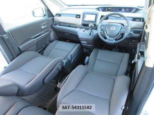 Honda FREED 2022-06 8073848-19