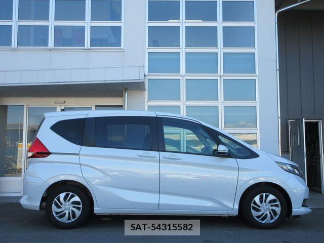 Honda FREED 2022-06 8073848-21