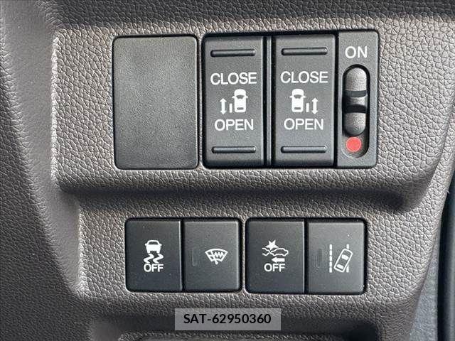 Honda FREED 2022-07 8130290-5
