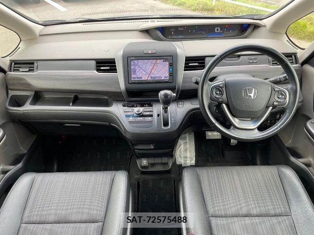 Honda FREED 2017-05 8158500-1
