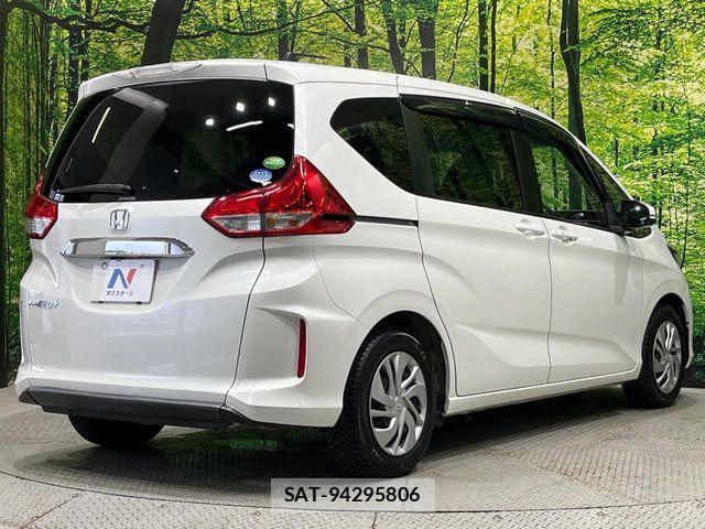 Honda FREED 2018-12 8245265-17