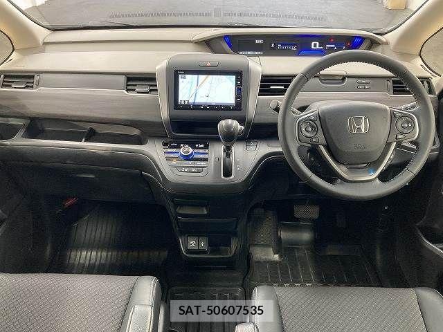 Honda FREED 2021-07 8335950-1