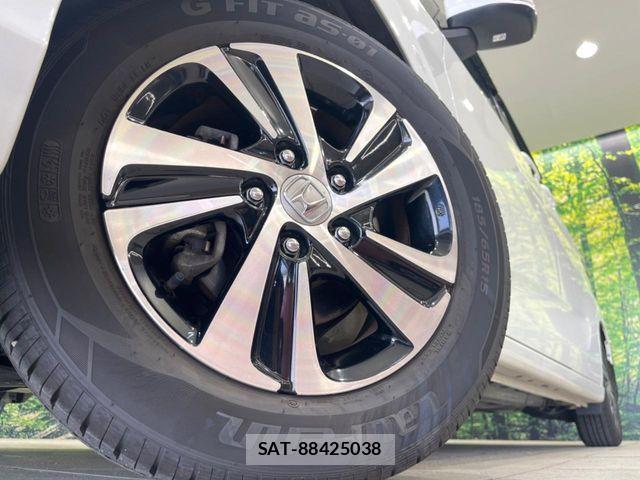 Honda FREED 2017-01 8457558-12
