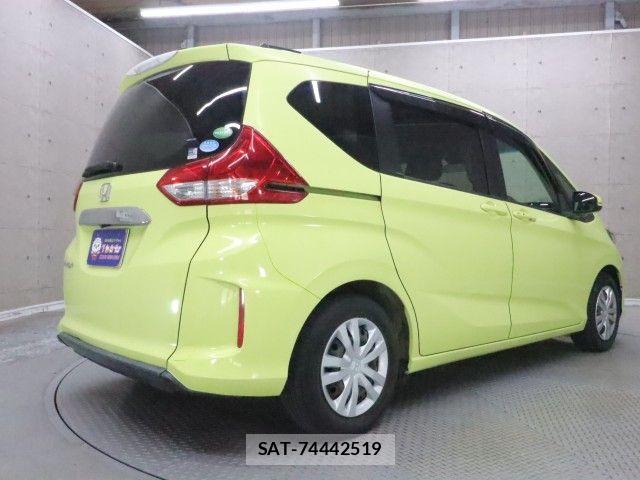 Honda FREED 2017-10 8659235-1