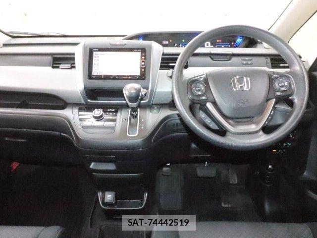 Honda FREED 2017-10 8659235-2